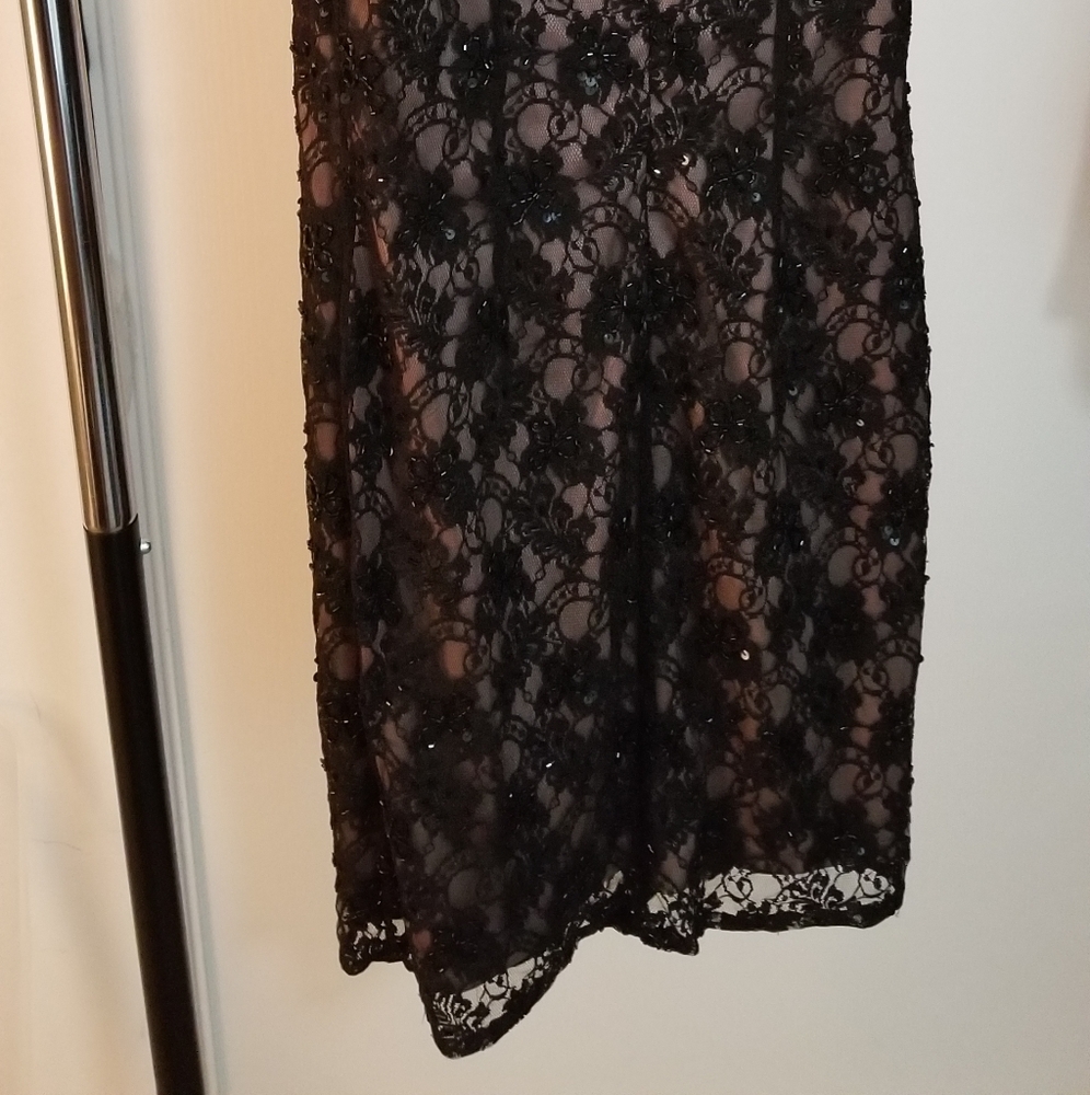Women's Adrianna Papell Beaded Cocktail dress - Picture 4 of 4
